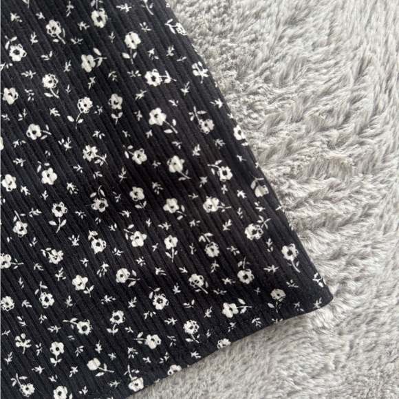 Windsor Black and White Floral Mini Dress - Picture 3 of 3